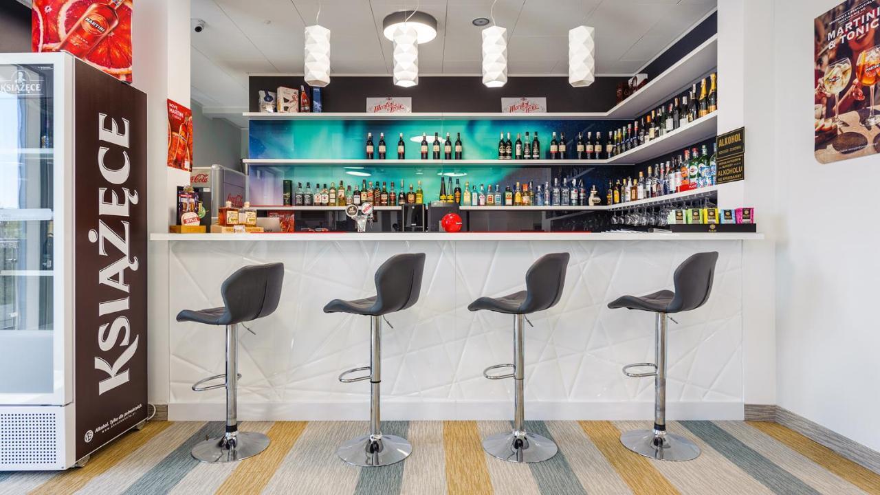 Hotel Zorza Kolobrzeg Bagian luar foto