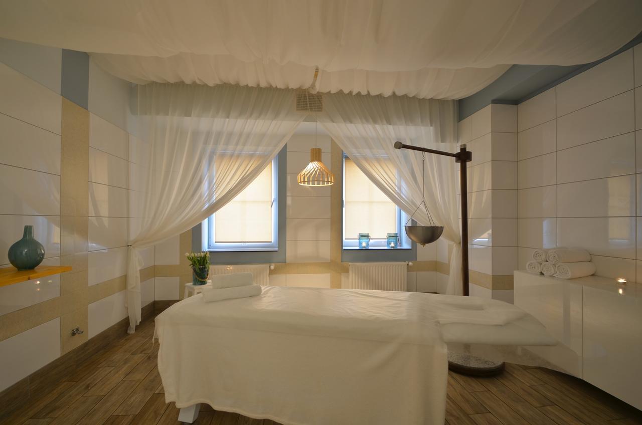 Hotel Zorza Kolobrzeg Bagian luar foto